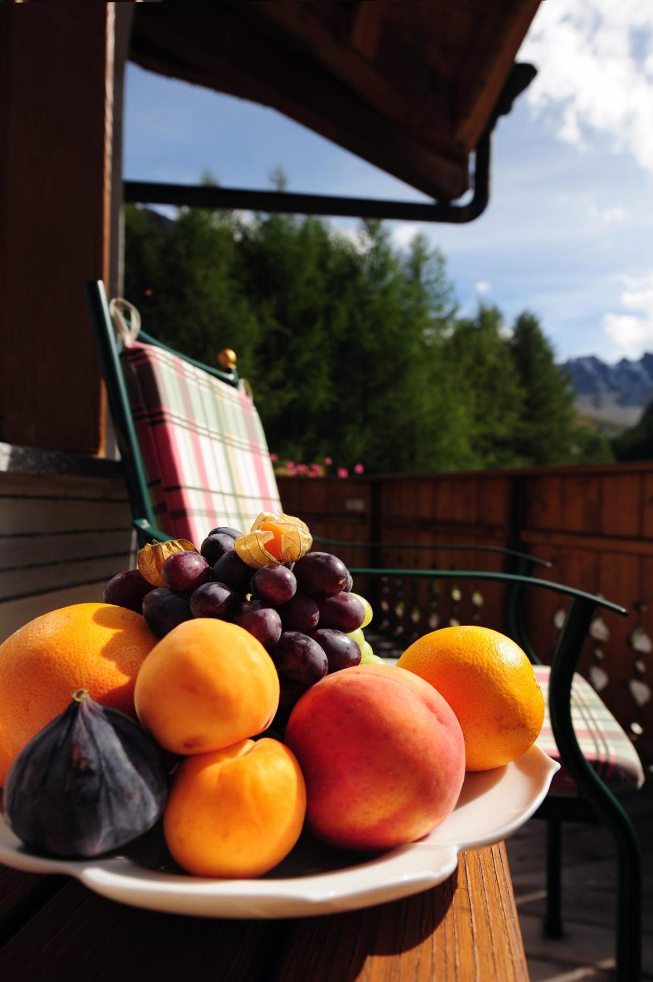 Country Wellnesshotel Buendnerhof ザムナウン 部屋 写真